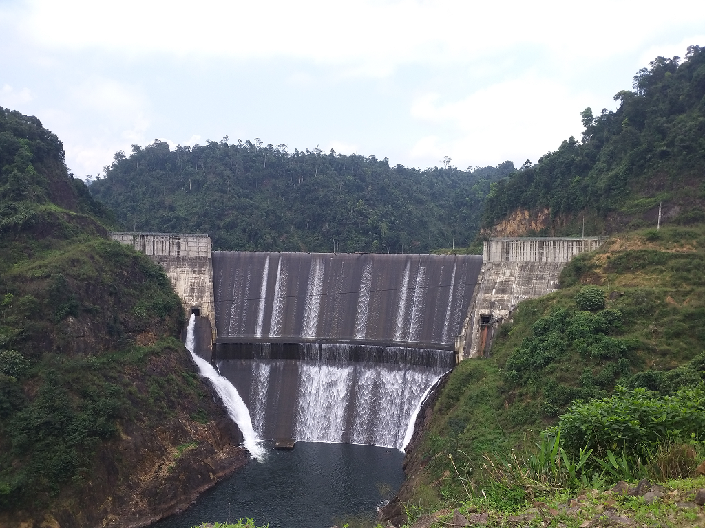 NHÀ MÁY THỦY ĐIỆN LA TRỌNG