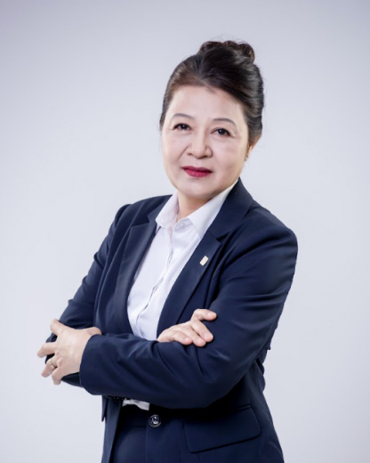 Bà Nguyễn Thị Thu Hà